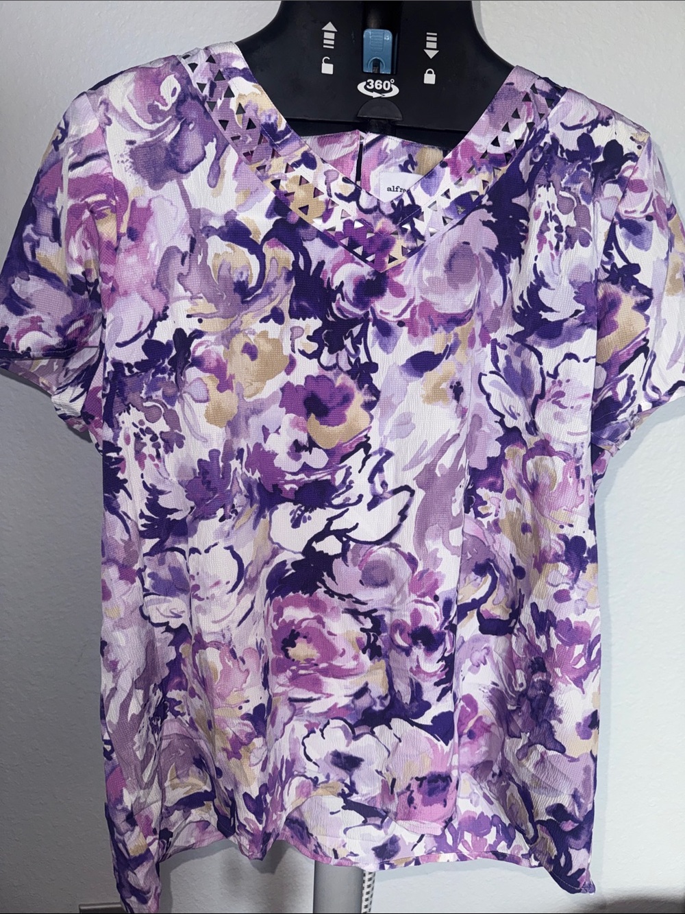 Alfred Dunner Purple Floral Short Sleeve V-Neck Top